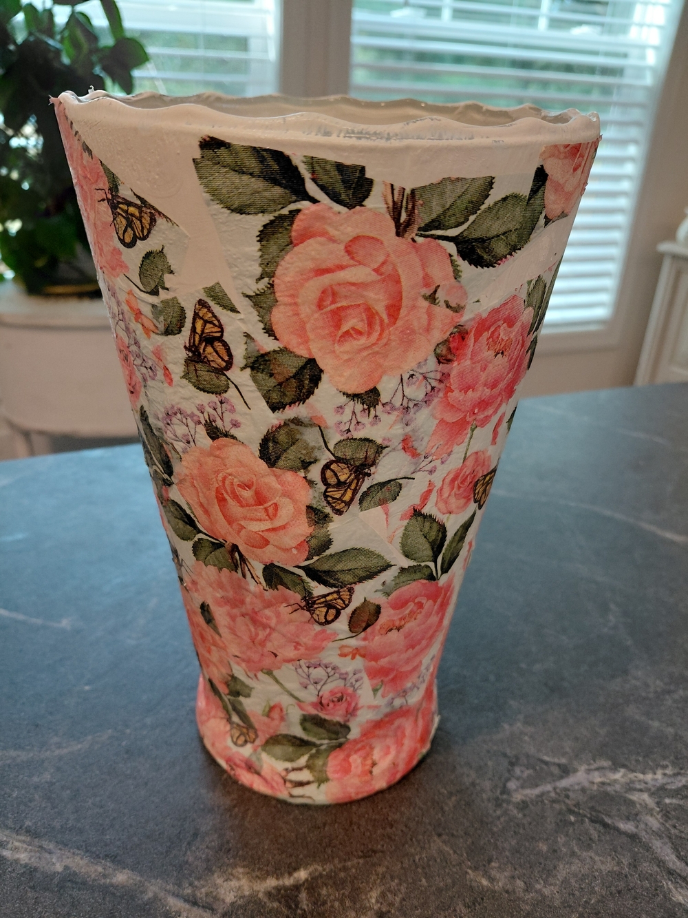 Floral Pink Rose Decorative Glass Vase